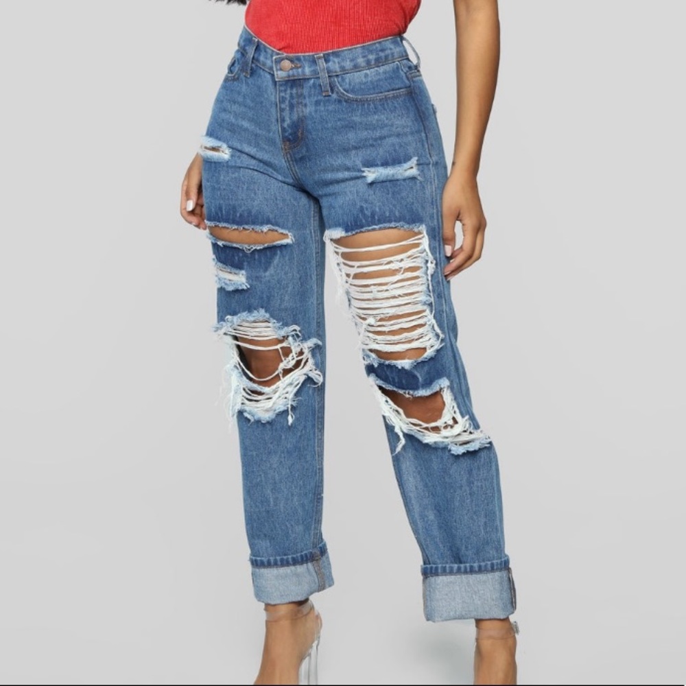 SOLD fashion nova Worth It distressed boyfriend jeans
